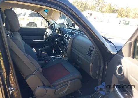 2011 Dodge Nitro Detonator z USA, uszkodzony, nr VIN 1D4PU6GX9BW543990